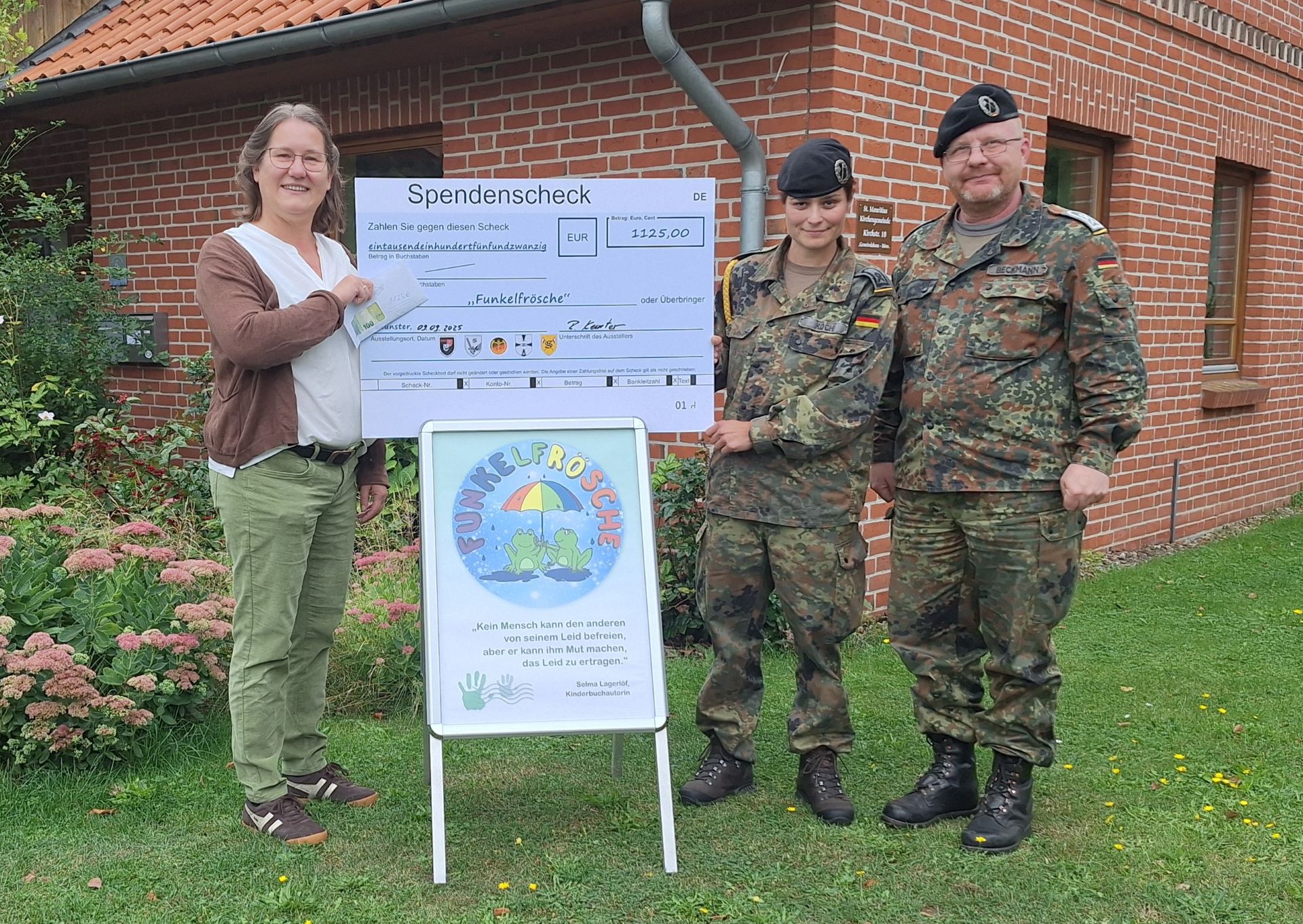 Scheckübergabe Funkelfroesche